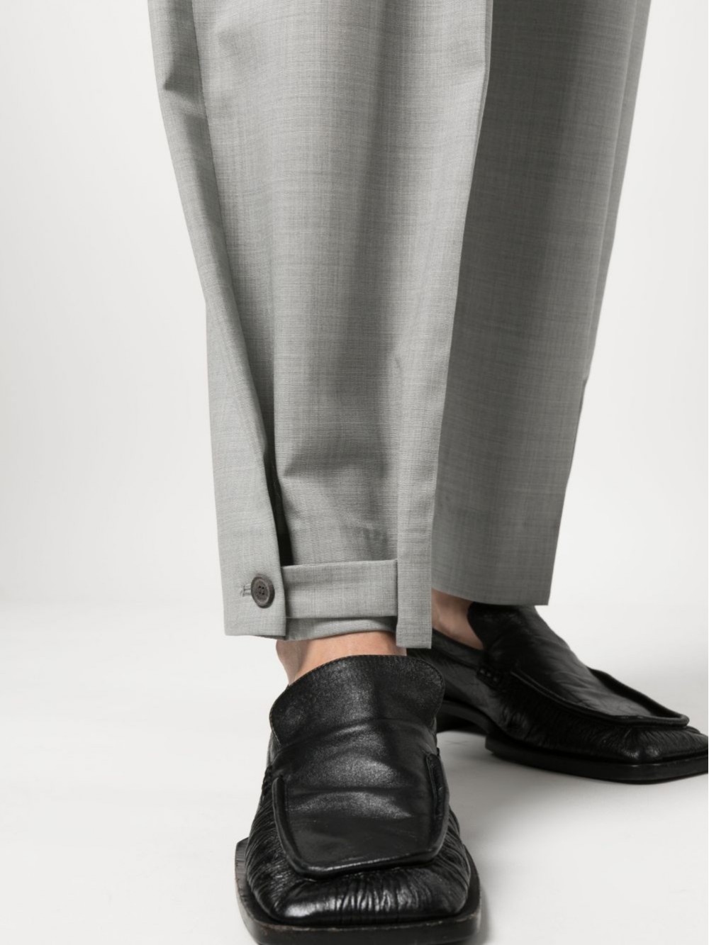 Tailored & Formal trousers Fabiana Filippi - Assisi embellished wool cigarette  trousers - PAD129W822A42100008139